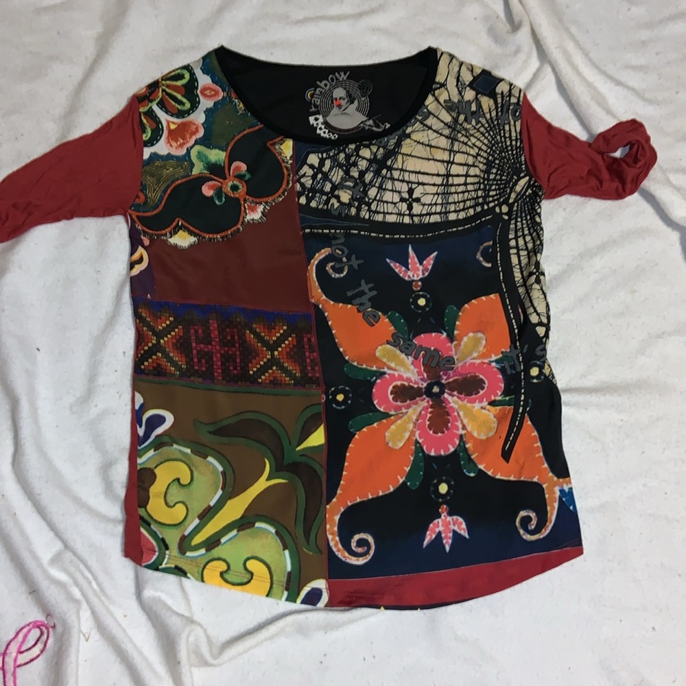 DESIGUAL rainbow blouse “it’s not the same” big flowers size small